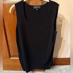 Jones New York Platinum Collection Black Square Neck Tank Size 0X. Gently Worn